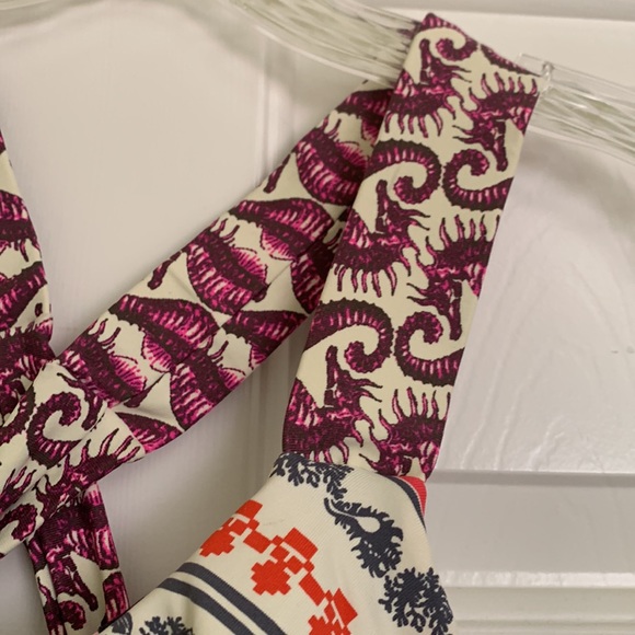 Maaji small bikini top Seahorse pink purple cross back Columbia s - Picture 6 of 14